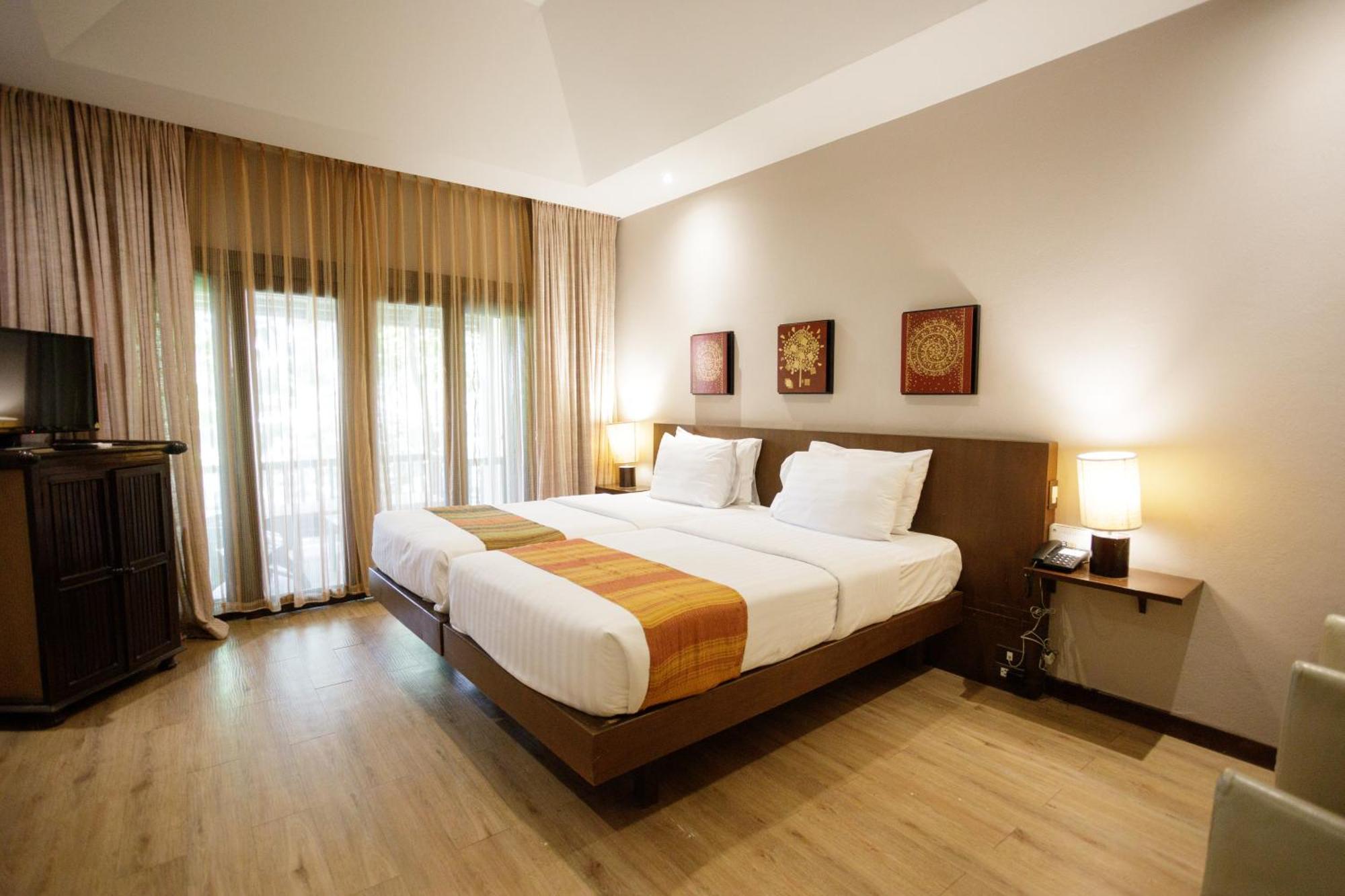 Lanna Dusita Riverside Boutique Resort Chiang Mai Exterior photo